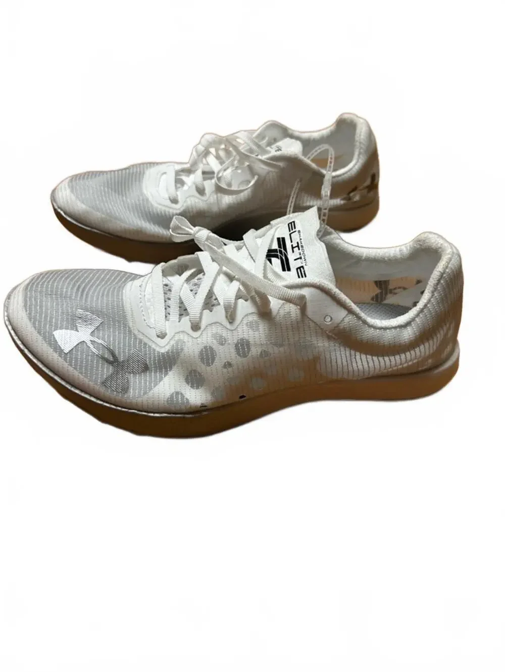 Under Armour Shakedown Elite Breeze White Track & Field Shoes NEW USM 7.5/W9